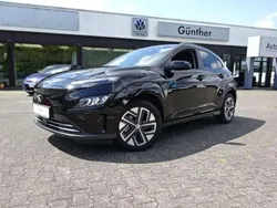 Phantomschwarz Gebraucht 2022 Hyundai Kona Trend SUV | 26.450 €
