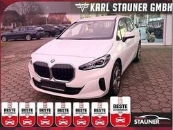 Weiß Gebraucht 2024 BMW 216 Active Tourer Van / Kleinbus | 23.980 € (Superpreis)
