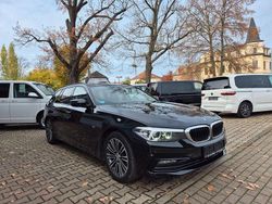 Schwarz Gebraucht 2018 BMW 520 Sport Line Kombi | 16.490 € (Fairer Preis)