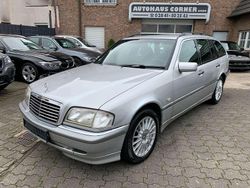 Silber Gebraucht 2001 Mercedes C200 Elegance Kombi | 2.950 €
