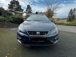 Blau Gebraucht 2020 Seat Leon Style Kombi | 10.900 € (Fairer Preis)