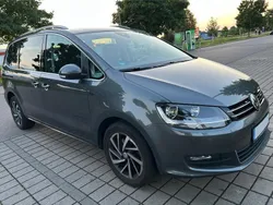 Grau Gebraucht 2019 VW Sharan Join Van / Kleinbus | 21.800 € (Fairer Preis)