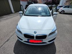 Weiß Gebraucht 2016 BMW 218 Gran Tourer Van / Kleinbus | 9.000 € (Guter Preis)
