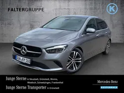 Lack mountaingrau Gebraucht 2024 Mercedes B200 Progressive Van / Kleinbus | 36.220 € (Teuer)