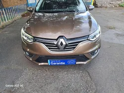 Cappuccino brown Gebraucht 2016 Renault Mégane III Intens Limousine | 8.999 € (Fairer Preis)