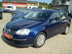 Blau Gebraucht 2008 VW Jetta Trendline Limousine | 6.999 € (Etwas zu teuer)