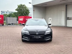 Schwarz Gebraucht 2021 Skoda Superb SportLine Kombi | 25.990 € (Fairer Preis)