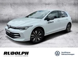 Pure white Gebraucht 2025 VW Golf VIII Goal Limousine | 33.990 € (Guter Preis)