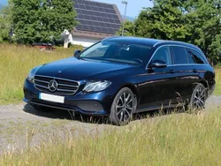 Blau Gebraucht 2020 Mercedes E300 Kombi | 22.450 € (Fairer Preis)