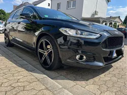 Schwarz Gebraucht 2016 Ford Mondeo Titanium Kombi | 14.599 € (Etwas zu teuer)