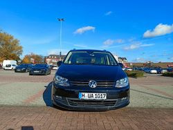Schwarz Gebraucht 2015 VW Sharan Highline Van / Kleinbus | 9.350 € (Guter Preis)