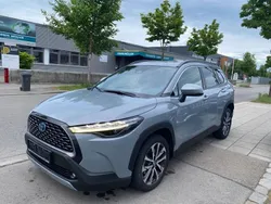 Grau Gebraucht 2023 Toyota Corolla Cross SUV | 29.980 € (Guter Preis)