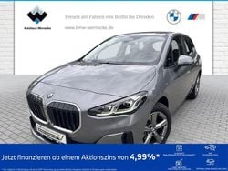 Skyscraper grau Gebraucht 2024 BMW 218 Active Tourer Sport Line Van / Kleinbus | 29.490 € (Guter Preis)