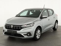 Highland grey metallic Gebraucht 2022 Dacia Sandero Comfort Kleinwagen | 16.645 € (Fairer Preis)