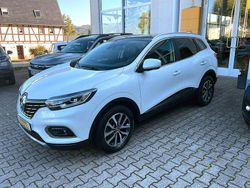 Weiß Gebraucht 2021 Renault Kadjar Intens SUV | 20.990 € (Fairer Preis)