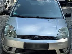 Silber Gebraucht 2003 Ford Fiesta Kleinwagen | 800 € (Superpreis)
