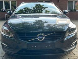 Grau Gebraucht 2016 Volvo V60 Business Edition Kombi | 15.000 € (Fairer Preis)