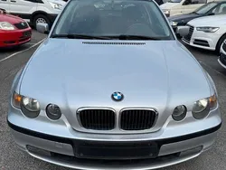 Silber Gebraucht 2003 BMW 318 Compact Kleinwagen | 4.500 €