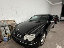 Schwarz Gebraucht 2003 Mercedes CLK240 Coupé | 1.699 € (Superpreis)