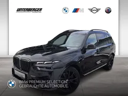 Saphirschwarz Gebraucht 2024 BMW X7 M Sport SUV | 103.880 € (Guter Preis)
