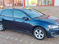Blau Gebraucht 2015 VW Golf VII Comfortline Limousine | 8.699 € (Guter Preis)