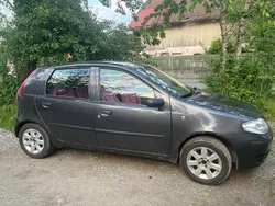 Grau Gebraucht 2005 Fiat Punto Kleinwagen | 1.350 € (Etwas zu teuer)