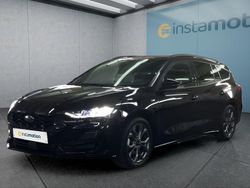 Schwarz Gebraucht 2023 Ford Focus Kombi | 23.549 € (Fairer Preis)