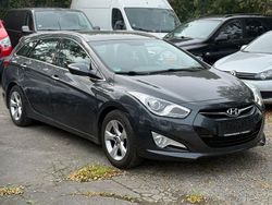 Grau Gebraucht 2013 Hyundai i40 Edition Kombi | 4.490 € (Guter Preis)