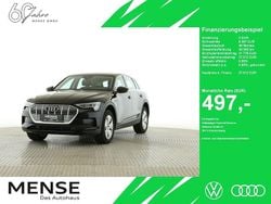 Brilliantschwarz Gebraucht 2022 Audi e-tron Basis SUV | 27.512 € (Fairer Preis)