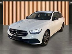 Andere farbe Gebraucht 2021 Mercedes 300 Avantgarde Kombi | 30.980 €