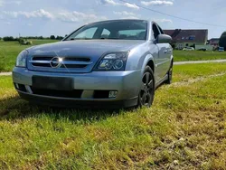 Silber Gebraucht 2004 Opel Vectra Limousine | 2.000 € (Fairer Preis)