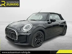 Schwarz Gebraucht 2024 Mini Cooper Cabriolet Cabrio | 29.990 € (Fairer Preis)