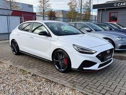 Weiß Gebraucht 2021 Hyundai i30 Limousine | 29.990 € (Etwas zu teuer)