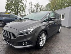 Grau Gebraucht 2015 Ford S-MAX Titanium Van / Kleinbus | 15.490 € (Guter Preis)