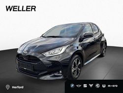 Mysticschwarz mica (schwarz) Neu 2025 Toyota Yaris Hybrid Kleinwagen | 21.950 € (Superpreis)