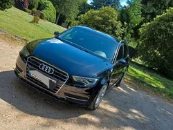Schwarz Gebraucht 2013 Audi A3 Attraction Limousine | 14.650 €