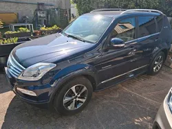 Blau Gebraucht 2017 Ssangyong Rexton Sapphire SUV | 17.299 € (Superpreis)