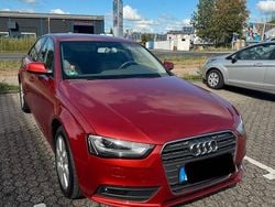 Rot Gebraucht 2012 Audi A4 Limousine | 10.500 € (Fairer Preis)