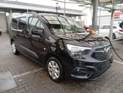 Schwarz Gebraucht 2021 Opel Combo Life Edition Van / Kleinbus | 16.900 € (Guter Preis)