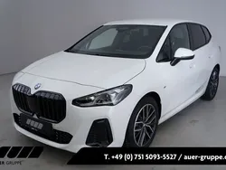 Weiß Gebraucht 2024 BMW 218 Active Tourer Sport Line Van / Kleinbus | 38.980 € (Etwas zu teuer)