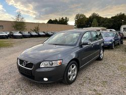 Grau Gebraucht 2012 Volvo V50 Business Edition Kombi | 4.450 € (Fairer Preis)