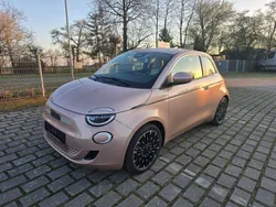 Gold Gebraucht 2023 Fiat 500e La Prima Limousine | 19.900 € (Guter Preis)