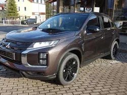 Terrabraun Gebraucht 2020 Mitsubishi ASX Spirit+ SUV | 18.990 € (Fairer Preis)