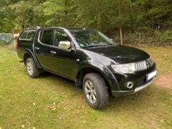 Schwarz Gebraucht 2014 Mitsubishi L200 Abholung | 17.700 €