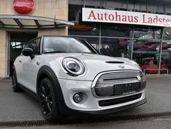 Silber Gebraucht 2021 Mini Cooper SE Kleinwagen | 17.800 € (Fairer Preis)