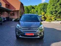 Grau Gebraucht 2019 Ford Kuga Titanium SUV | 16.500 € (Fairer Preis)