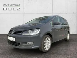Grau Gebraucht 2016 VW Sharan Highline Van / Kleinbus | 20.590 € (Guter Preis)