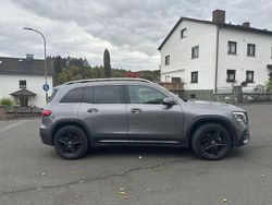 Grau Gebraucht 2022 Mercedes GLB250 AMG line SUV | 41.599 € (Guter Preis)