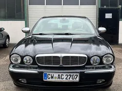Schwarz Gebraucht 2005 Jaguar XJ Sovereign Limousine | 6.450 €