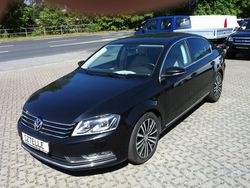 Schwarz Gebraucht 2013 VW Passat Highline Limousine | 13.999 € (Etwas zu teuer)